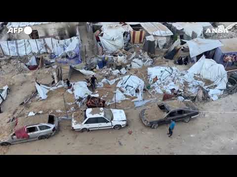 Tra gli sfollati a Gaza City, macerie e distruzione dopo i raid israeliani