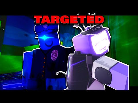 GETTING TARGETED FOR 4 MINUTES STRAIGHT AS THE NEW SURVIVOR! (Forsaken)