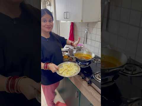 Aalu Ki Sabji Puri 😍 | Bhandare Wale Aalu Puri Recipe | Easy Recipe | Arshi Saifi