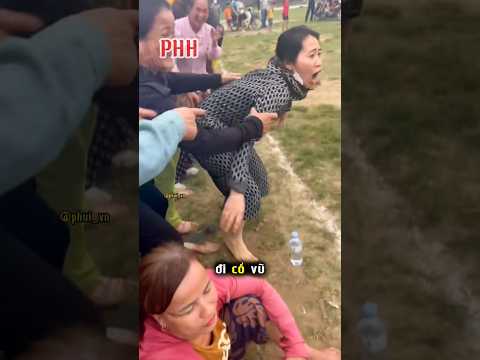 Khi mẹ đi cổ vũ bóng đá