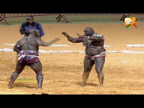 BAYE MANDIONE VS KHOYANTANE -  LE COMBAT