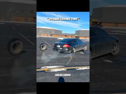 Others losing tire Vs this one 💀😱