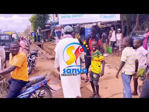 Le Fou Woroli, Boua Ladji et sa famille avec Sanya industrie