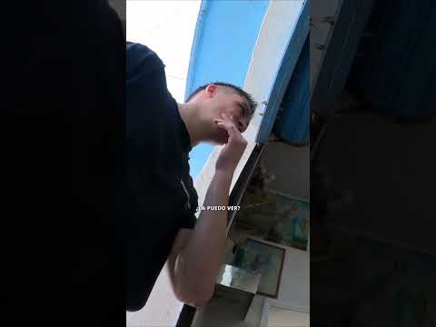 ME QUIERE FUERA DE SU PAÍS