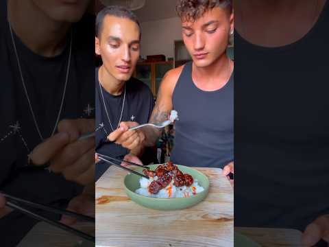 Mio FRATELLO assaggia il TOFU per la prima volta🧚‍♂️