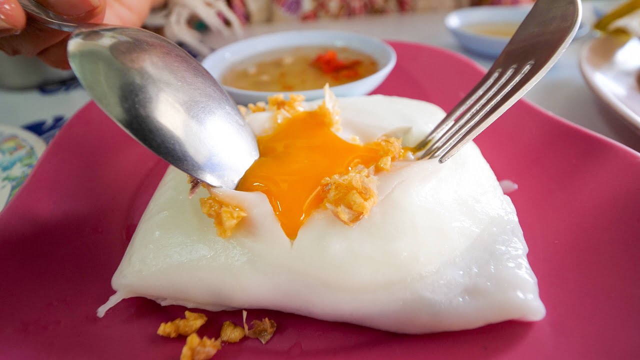 Egg In A Noodle! VIETNAMESE STREET FOOD + Tour of Nakhon Phanom, Thailand! - Mark Abroad