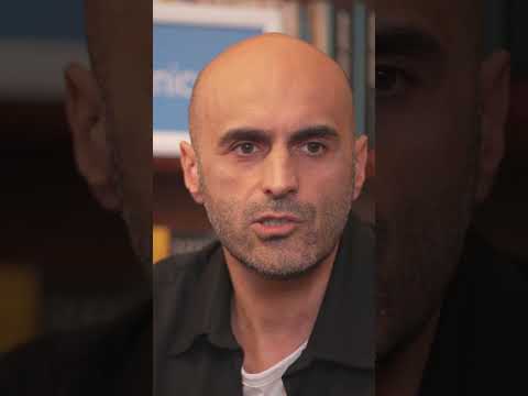 Alper Kul "Savaş Dinçel Sahnede Bana Bot Fırlattı" | Müjdat Gezen ile Bizim Ev