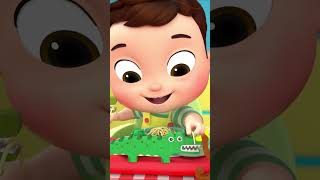 🐮 Animal Sounds Mealtime! Eating with Max and Family! #Shorts #Viral #Kidscartoons