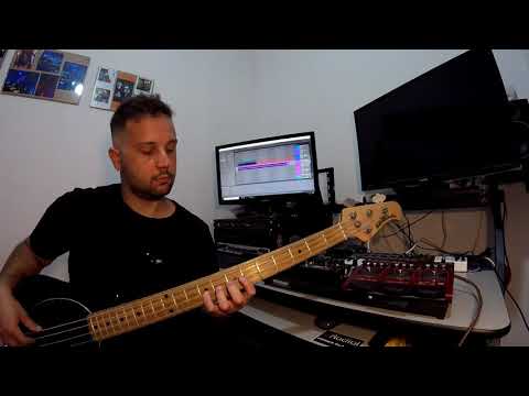 Andrea.Bax.bassplayer