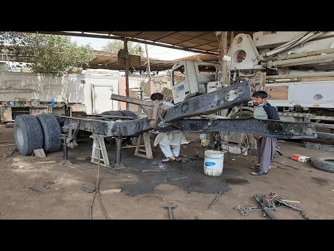 Mercedes Actros truck accident frame rpering