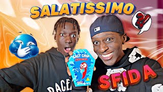 BAZY GANG SFIDATO DAL FRATELLINO CHI PERDE MANGIA LA PATATINA PIU SALATA🌎 🤣🤮