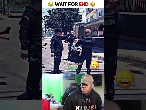 Wait for end 😂😂 707 #shorts​ #youtubeshorts​ #funny​ #vinesbestlaugh​