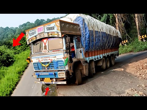 Truck Vlogs: Crazy Lorry Driver New to Ghat Road Driving Failed to Turn at HairPin Bends