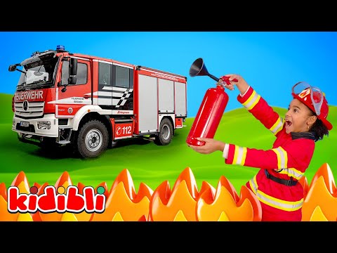 Pizza en Llamas🔥 Bomberos Apagan el Fuego con Camiones | Videos para Niños | Kidibli