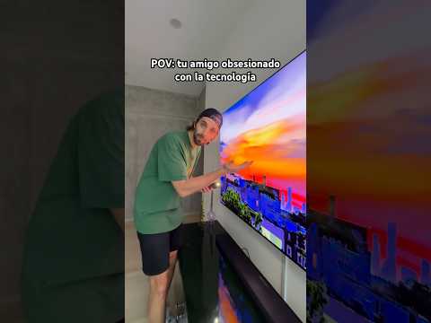Tu amigo que estrena televisor nuevo 🫣 #televisor #tecnologia #samsung #oled #S95F