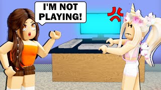 She is The WORST TEAM MATE In Flee The Facility (Roblox)