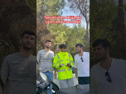 Artık nasıl sıkıştırdıysa tatlı dil bile işe yaramadı🤔#shorts #polisi #mizah #komedi #kavga #trafik