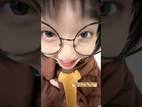 Ăn vụng kem mà còn chối 😂