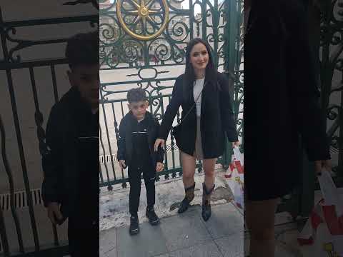 Gönül Dağı'nın Leyla'sı Gökçe Akyıldız repo gününde oğluyla Nişantaşı'nda