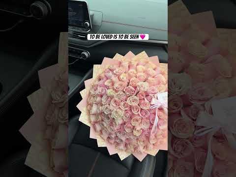 the way my hands create beautiful bouquets ๐คญ #shorts #rose