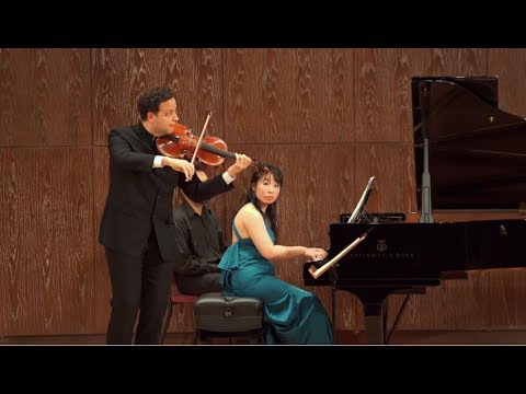 Han-Wen Jennifer Yu, piano Máté Szücs-Robert Schumann - Märchenbilder, Op. 113