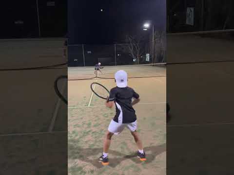 My Tennis Technique:A Little Unconventional
