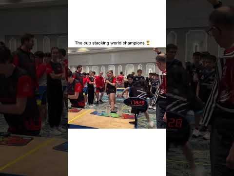 Last guy holds the cycle world record 😱 #sportstacking #speedstacking #cupstacking #speedstacks