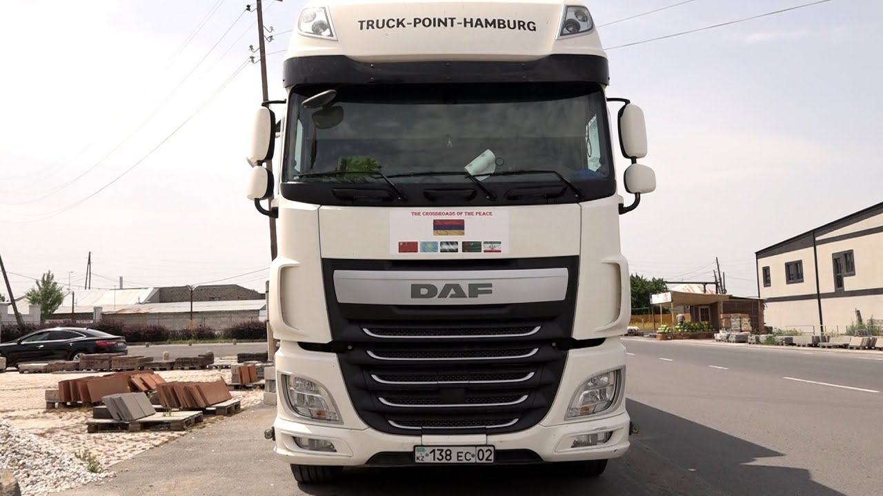 В рамках реализации проекта “Перекресток мира” из Китая в Армению прибыл первый грузовой автомобиль