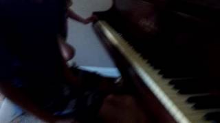 Piano/moonsetter from homestuck