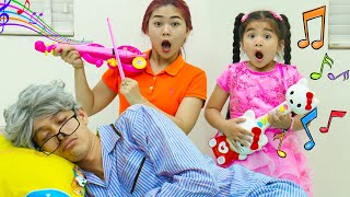 Suri vs Auntie with the  Grandpa's Sleeping Story for Kids