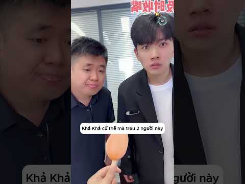 Khả Khả trêu đút keo cho anh sếp và quản lý