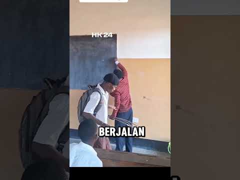 berjalan mundur karena telat ke sekolah #shortvideo #shorts