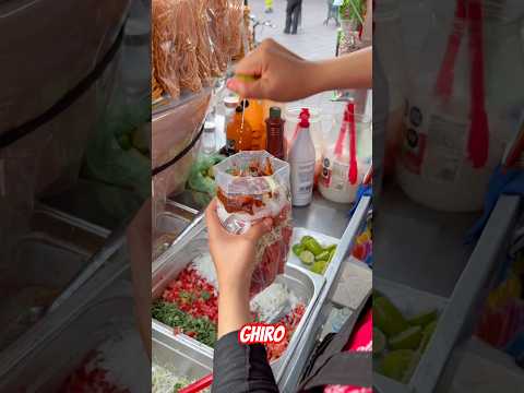 Papas adobadas con cueritos