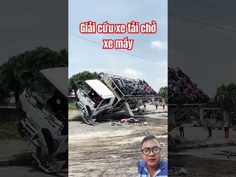 Giải cứu xe tải chở xe máy #automobile #trukoleng #busmania #trukmania #satisfying #excavator