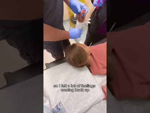 She broke her arm!!! 😭