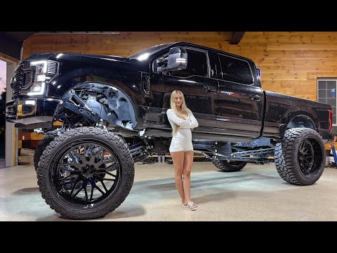 Surprising My Girlfriend With Her DREAM TRUCK! ($200K Anylevel F350 Platinum)