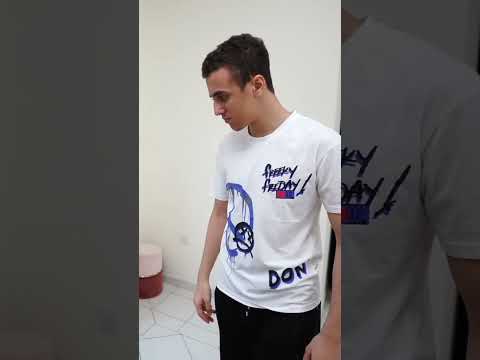 اختي بتمشي وهي نايمة