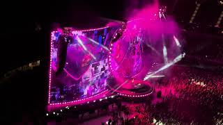27 Azizam - Ed Sheeran LOOP Tour Concert. 2026 Aug - Los Angeles.