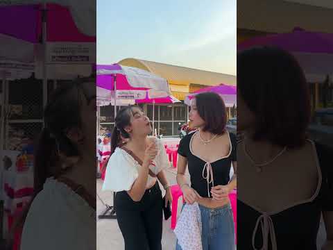 เอ้าคนบ้านเดียวกันตั๊วะหนิ🤣#saokrungthep #สาวกรุงเทพ #ตลก #ขำ #คนไทยเป็นคนตลก