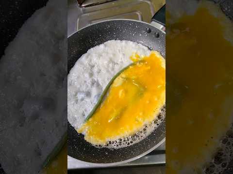 2 in 1 egg omelette #shorts #cooking