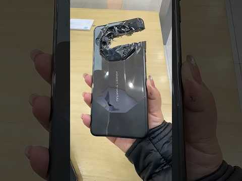 Le regalé un celular a Mi Amigo 😊📱🍎 #trucosiphone #shortsviral #tecnologia #shorts #viral #fyp