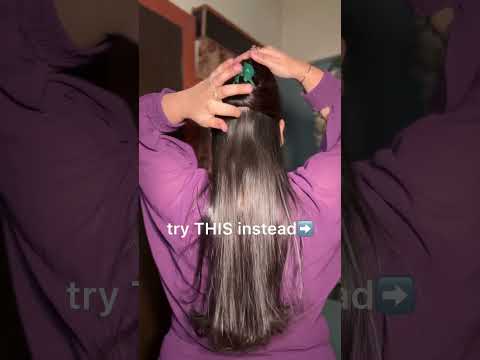 it looks hard but it’s actually really easy ✨ #ponytail #ponytailtutorial #highponytail #hairhack