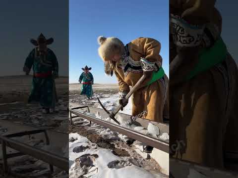 روتين ابو حشحوشة في سهوب منغوليا المتجمدة ! #روتين #اكل #food #لحم #youtubeshorts