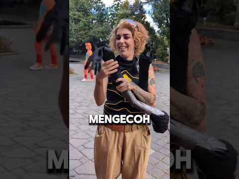 Wanita ini Berhasil Membuat Sayap di Punggungnya