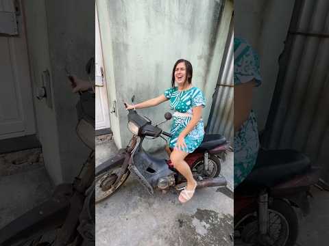 MINHA IRMÃ GANHOU UMA MOTO