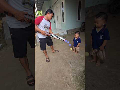 kasih hadiah buat najwan bola bola keluar dari palaron