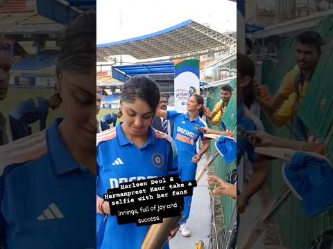 Harleen Deol Our World champion take a beautiful selfie with her fans 🥰👸#jemimahrodrigues