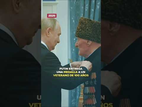 Putin respeta a los veteranos: mira cómo trata a un veterano de 100 años al concederle una medalla#