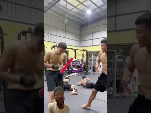He anit like the last one 😂 #boxing #mma #kickboxing #muaythai #ufc #martialart #kungfu