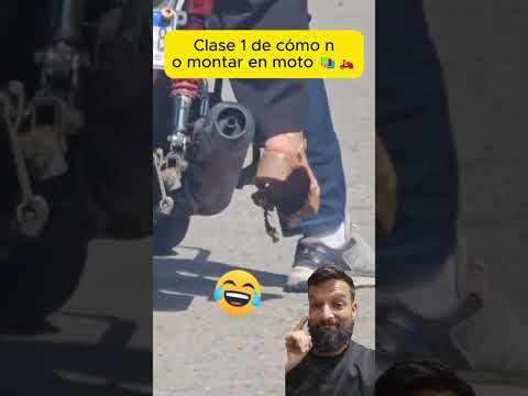 Clase 1 de cómo no montar en moto 📚🛵 #moto #motos #motocicleta #motocicletas